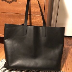 Everlane black leather tote